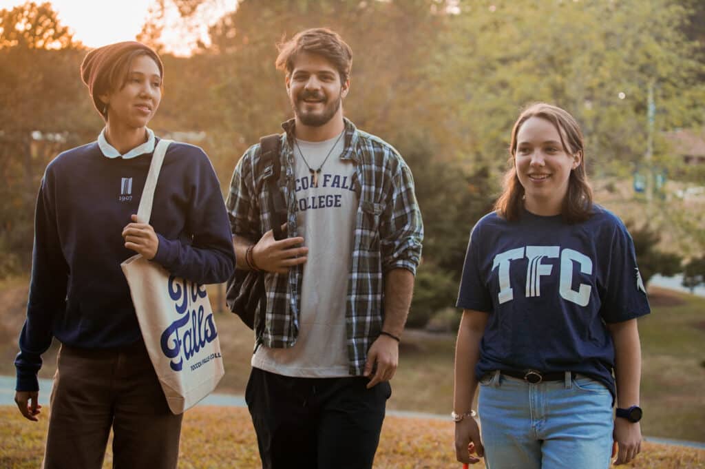 Toccoa Falls College students walking outside