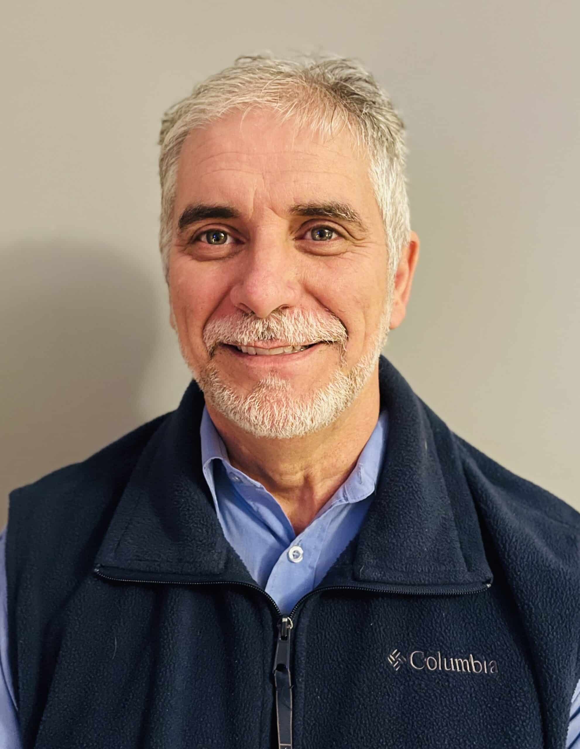 Staff portrait of Scott Weaver